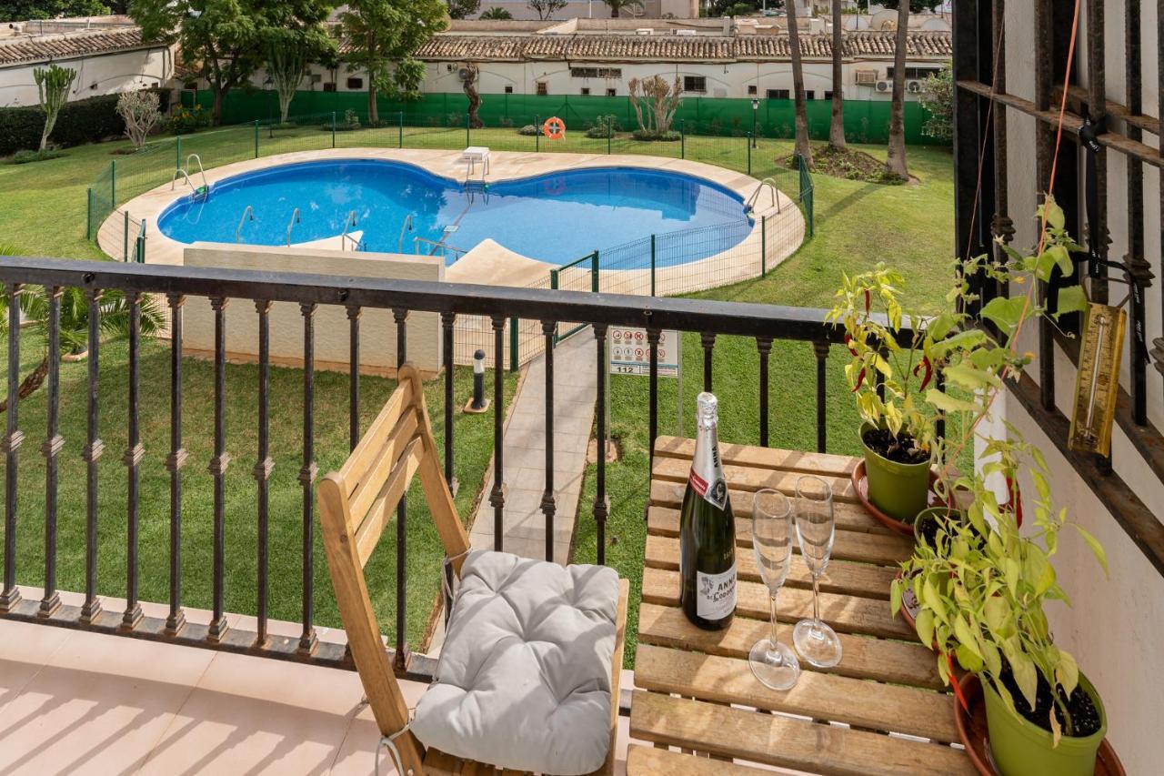 Lovely Apartment Next To The Beach Torremolinos Eksteriør billede