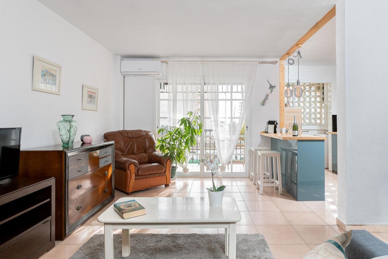 Lovely Apartment Next To The Beach Torremolinos Eksteriør billede