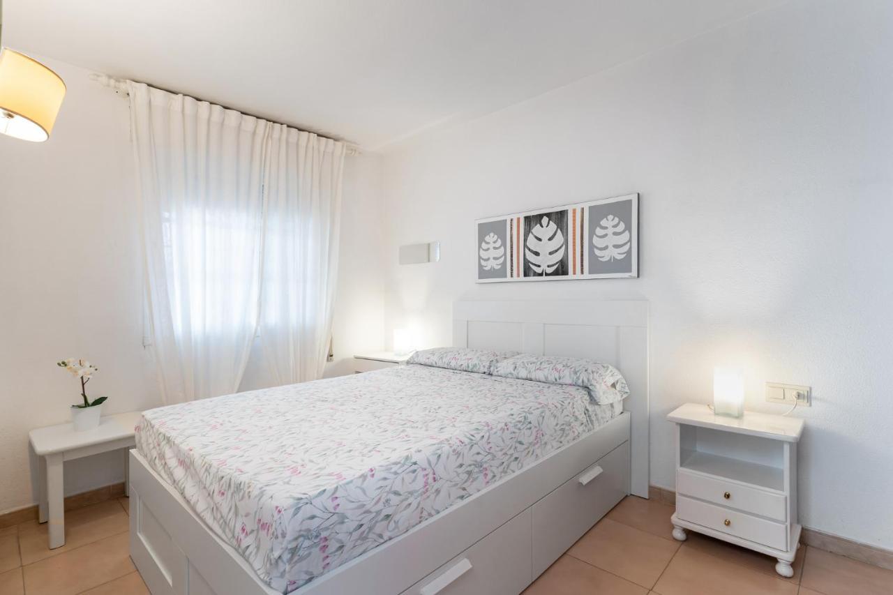 Lovely Apartment Next To The Beach Torremolinos Eksteriør billede